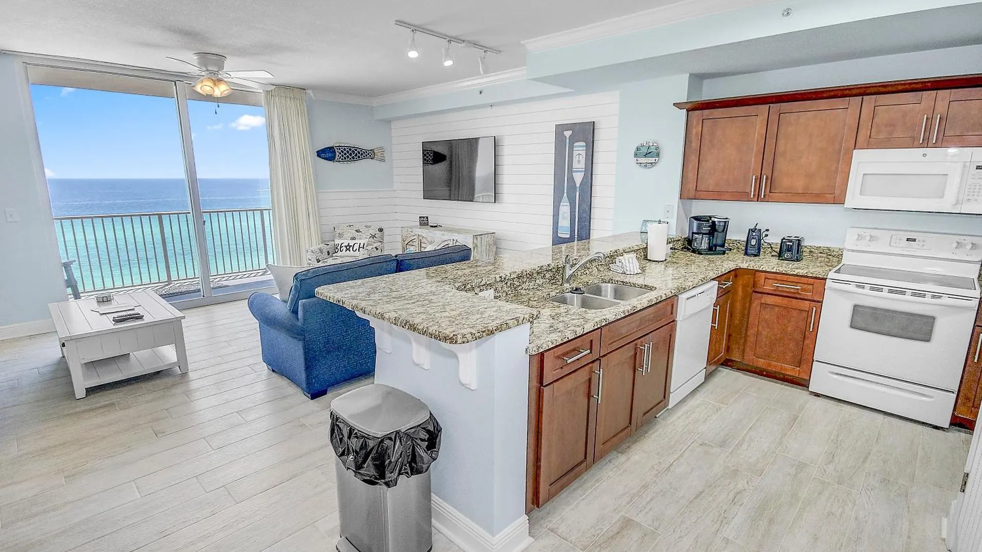 1Bd/2Ba Unit W/ A Bunk Alcove And Amazing Views Right On The Gulf! Villa Panama City Beach